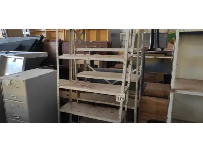 LOTE 374 - 02 ESTANTES DE FERRO COM 06 PRATELEIRAS. (NO ESTADO) ATENÇÃO! FAZER A VISITAÇÃO ANTES DE ARREMATAR, NÃO SABEMOS SE FUNCIONA, LEILÃO NÃO TEM GARANTIA E NEM DEVOLUÇÃO, SUJEITO A POSSÍVEIS AVARIAS VISÍVEIS/OCULTAS E/OU AUSÊNCIA DE COMPONENTES.