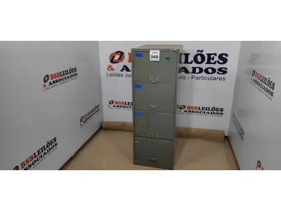LOTE 349 - 01 ARQUIVO DE AÇO COM 04 GAVETAS. (NO ESTADO) ATENÇÃO! FAZER A VISITAÇÃO ANTES DE ARREMATAR, NÃO SABEMOS SE FUNCIONA, LEILÃO NÃO TEM GARANTIA E NEM DEVOLUÇÃO, SUJEITO A POSSÍVEIS AVARIAS VISÍVEIS/OCULTAS E/OU AUSÊNCIA DE COMPONENTES.