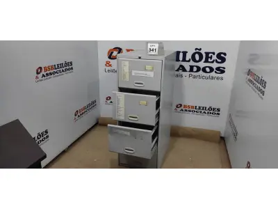 LOTE 341 - 01 ARQUIVO DE AÇO 04 GAVETAS. (NO ESTADO) ATENÇÃO! FAZER A VISITAÇÃO ANTES DE ARREMATAR, NÃO SABEMOS SE FUNCIONA, LEILÃO NÃO TEM GARANTIA E NEM DEVOLUÇÃO, SUJEITO A POSSÍVEIS AVARIAS VISÍVEIS/OCULTAS E/OU AUSÊNCIA DE COMPONENTES.