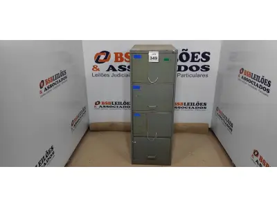 LOTE 349 - 01 ARQUIVO DE AÇO COM 04 GAVETAS. (NO ESTADO) ATENÇÃO! FAZER A VISITAÇÃO ANTES DE ARREMATAR, NÃO SABEMOS SE FUNCIONA, LEILÃO NÃO TEM GARANTIA E NEM DEVOLUÇÃO, SUJEITO A POSSÍVEIS AVARIAS VISÍVEIS/OCULTAS E/OU AUSÊNCIA DE COMPONENTES.