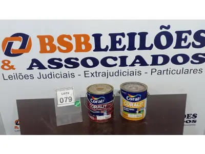 LOTE 079 - 02 LATAS DE TINTAS MARCA COLORAL PARA ESMALTE SINTÉTICO, MADEIRA E METAL NAS CORES ACETINADO E BRILHANTE COM 3,2L CADA.  (NO ESTADO) ATENÇÃO! FAZER A VISITAÇÃO ANTES DE ARREMATAR, NÃO SABEMOS SE FUNCIONA, LEILÃO NÃO TEM GARANTIA E NEM DEVOLUÇÃO, SUJEITO A POSSÍVEIS AVARIAS VISÍVEIS/OCULTAS E/OU AUSÊNCIA DE COMPONENTES.