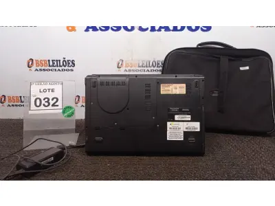 LOTE 032 - 01 NOTEBOOK COM FONTE E BOLSA MARCA POSITIVO. (NO ESTADO) ATENÇÃO! FAZER A VISITAÇÃO ANTES DE ARREMATAR, NÃO SABEMOS SE FUNCIONA, LEILÃO NÃO TEM GARANTIA E NEM DEVOLUÇÃO, SUJEITO A POSSÍVEIS AVARIAS VISÍVEIS/OCULTAS E/OU AUSÊNCIA DE COMPONENTES.