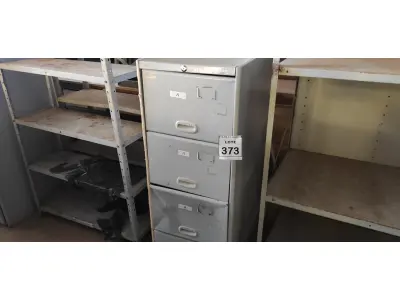 LOTE 373 - 01 ARQUIVO DE AÇO COM 04 GAVETAS. (NO ESTADO) ATENÇÃO! FAZER A VISITAÇÃO ANTES DE ARREMATAR, NÃO SABEMOS SE FUNCIONA, LEILÃO NÃO TEM GARANTIA E NEM DEVOLUÇÃO, SUJEITO A POSSÍVEIS AVARIAS VISÍVEIS/OCULTAS E/OU AUSÊNCIA DE COMPONENTES.