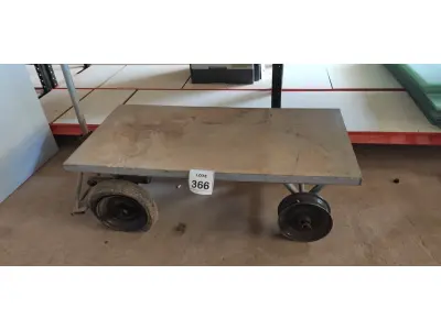 LOTE 366 - 01 CARRINHO DE TRANSPORTES DE CARGAS. (NO ESTADO) ATENÇÃO! FAZER A VISITAÇÃO ANTES DE ARREMATAR, NÃO SABEMOS SE FUNCIONA, LEILÃO NÃO TEM GARANTIA E NEM DEVOLUÇÃO, SUJEITO A POSSÍVEIS AVARIAS VISÍVEIS/OCULTAS E/OU AUSÊNCIA DE COMPONENTES.