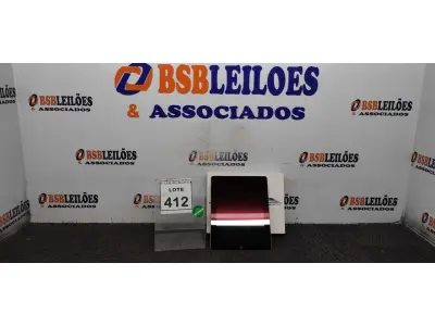 LOTE 412 - 01 IPAD 16G NA CAIXA. (NO ESTADO) ATENÇÃO! FAZER A VISITAÇÃO ANTES DE ARREMATAR, NÃO SABEMOS SE FUNCIONA. LEILÃO NÃO TEM GARANTIA E NEM DEVOLUÇÃO, SUJEITO A POSSÍVEIS AVARIAS VISÍVEIS/OCULTAS E/OU AUSÊNCIA DE COMPONENTES.