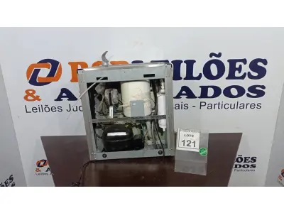 LOTE 121 - 01 BEBEDOURO EM INOX MARCA IBBL. (NO ESTADO) ATENÇÃO! FAZER A VISITAÇÃO ANTES DE ARREMATAR, NÃO SABEMOS SE FUNCIONA. LEILÃO NÃO TEM GARANTIA E NEM DEVOLUÇÃO, SUJEITO A POSSÍVEIS AVARIAS VISÍVEIS/OCULTAS E/OU AUSÊNCIA DE COMPONENTES.