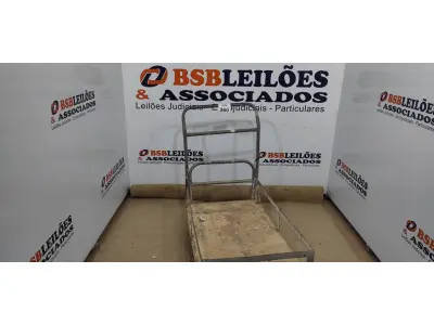 LOTE 360 - 01 CARRINHO DE TRANSPORTES DE CARGAS. (NO ESTADO) ATENÇÃO! FAZER A VISITAÇÃO ANTES DE ARREMATAR, NÃO SABEMOS SE FUNCIONA, LEILÃO NÃO TEM GARANTIA E NEM DEVOLUÇÃO, SUJEITO A POSSÍVEIS AVARIAS VISÍVEIS/OCULTAS E/OU AUSÊNCIA DE COMPONENTES.