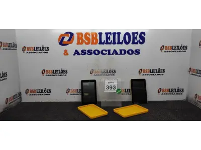 LOTE 393 - 02 TABLETS MARCA CCE. (NO ESTADO) ATENÇÃO! FAZER A VISITAÇÃO ANTES DE ARREMATAR, NÃO SABEMOS SE FUNCIONA. LEILÃO NÃO TEM GARANTIA E NEM DEVOLUÇÃO, SUJEITO A POSSÍVEIS AVARIAS VISÍVEIS/OCULTAS E/OU AUSÊNCIA DE COMPONENTES.
