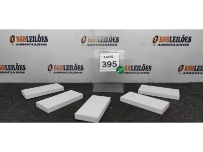 LOTE 395 - 05 BATERIAS EXTERNAS. (NO ESTADO) ATENÇÃO! FAZER A VISITAÇÃO ANTES DE ARREMATAR, NÃO SABEMOS SE FUNCIONA. LEILÃO NÃO TEM GARANTIA E NEM DEVOLUÇÃO, SUJEITO A POSSÍVEIS AVARIAS VISÍVEIS/OCULTAS E/OU AUSÊNCIA DE COMPONENTES.