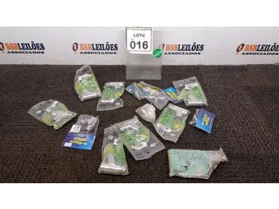LOTE 016 - 01 LOTE COM VÁRIAS CONEXÕES HIDRÁULICAS DIVERSAS EM METAL. (NO ESTADO) ATENÇÃO! FAZER A VISITAÇÃO ANTES DE ARREMATAR, NÃO SABEMOS SE FUNCIONA, LEILÃO NÃO TEM GARANTIA E NEM DEVOLUÇÃO, SUJEITO A POSSÍVEIS AVARIAS VISÍVEIS/OCULTAS E/OU AUSÊNCIA DE COMPONENTES.