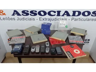 LOTE 074 - 01 LOTE COM DIVERSAS FITAS DE ROLO. (NO ESTADO) ATENÇÃO! FAZER A VISITAÇÃO ANTES DE ARREMATAR, NÃO SABEMOS SE FUNCIONA, LEILÃO NÃO TEM GARANTIA E NEM DEVOLUÇÃO, SUJEITO A POSSÍVEIS AVARIAS VISÍVEIS/OCULTAS E/OU AUSÊNCIA DE COMPONENTES.