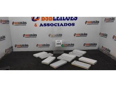 LOTE 395 - 05 BATERIAS EXTERNAS. (NO ESTADO) ATENÇÃO! FAZER A VISITAÇÃO ANTES DE ARREMATAR, NÃO SABEMOS SE FUNCIONA. LEILÃO NÃO TEM GARANTIA E NEM DEVOLUÇÃO, SUJEITO A POSSÍVEIS AVARIAS VISÍVEIS/OCULTAS E/OU AUSÊNCIA DE COMPONENTES.