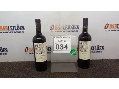 LOTE 034 - 02 GARRAFAS DE VINHO MALBEC SAFRA 2020 ARGENTINO 750ML MARCA LOTE 44. (NO ESTADO) ATENÇÃO! FAZER A VISITAÇÃO ANTES DE ARREMATAR, NÃO SABEMOS SE FUNCIONA, LEILÃO NÃO TEM GARANTIA E NEM DEVOLUÇÃO, SUJEITO A POSSÍVEIS AVARIAS VISÍVEIS/OCULTAS E/OU AUSÊNCIA DE COMPONENTES.