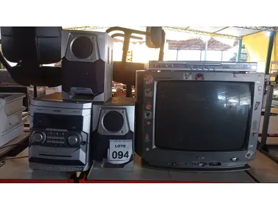 LOTE 094 - 01 TV DE TUBO MARCA LG , 01 MINISYSTEM COM 02 CAIXA E 01 APARELHO DE DVD MARCA FUJIKAWA. (NO ESTADO) ATENÇÃO! FAZER A VISITAÇÃO ANTES DE ARREMATAR, NÃO SABEMOS SE FUNCIONA, LEILÃO NÃO TEM GARANTIA E NEM DEVOLUÇÃO, SUJEITO A POSSÍVEIS AVARIAS VISÍVEIS/OCULTAS E/OU AUSÊNCIA DE COMPONENTES.