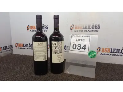 LOTE 034 - 02 GARRAFAS DE VINHO MALBEC SAFRA 2020 ARGENTINO 750ML MARCA LOTE 44. (NO ESTADO) ATENÇÃO! FAZER A VISITAÇÃO ANTES DE ARREMATAR, NÃO SABEMOS SE FUNCIONA, LEILÃO NÃO TEM GARANTIA E NEM DEVOLUÇÃO, SUJEITO A POSSÍVEIS AVARIAS VISÍVEIS/OCULTAS E/OU AUSÊNCIA DE COMPONENTES.