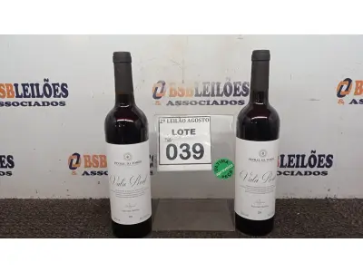 LOTE 039 - 02 GARRAFAS DE VINHO TINTO VALA REAL PORTUGUÊS SAFRA 2019 750ML. (NO ESTADO) ATENÇÃO! FAZER A VISITAÇÃO ANTES DE ARREMATAR, NÃO SABEMOS SE FUNCIONA, LEILÃO NÃO TEM GARANTIA E NEM DEVOLUÇÃO, SUJEITO A POSSÍVEIS AVARIAS VISÍVEIS/OCULTAS E/OU AUSÊNCIA DE COMPONENTES.