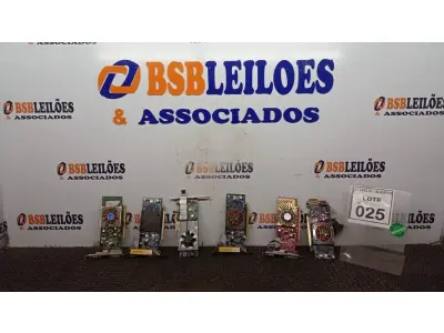 LOTE 025 - 12 PLACAS DE VIDEO E 0 PLACA USB. (NO ESTADO) ATENÇÃO! FAZER A VISITAÇÃO ANTES DE ARREMATAR, NÃO SABEMOS SE FUNCIONA, LEILÃO NÃO TEM GARANTIA E NEM DEVOLUÇÃO, SUJEITO A POSSÍVEIS AVARIAS VISÍVEIS/OCULTAS E/OU AUSÊNCIA DE COMPONENTES.
