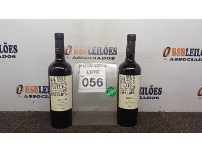 LOTE 056 - 02 GARRAFAS DE VINHO MALBEC SAFRA 2020 ARGENTINO 750ML MARCA LOTE 44. (NO ESTADO) ATENÇÃO! FAZER A VISITAÇÃO ANTES DE ARREMATAR, NÃO SABEMOS SE FUNCIONA, LEILÃO NÃO TEM GARANTIA E NEM DEVOLUÇÃO, SUJEITO A POSSÍVEIS AVARIAS VISÍVEIS/OCULTAS E/OU AUSÊNCIA DE COMPONENTES.