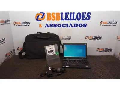 LOTE 050 - 01 NOTEBOOK COM FONTE E BOLSA MARCA LENOVO. (NO ESTADO) ATENÇÃO! FAZER A VISITAÇÃO ANTES DE ARREMATAR, NÃO SABEMOS SE FUNCIONA, LEILÃO NÃO TEM GARANTIA E NEM DEVOLUÇÃO, SUJEITO A POSSÍVEIS AVARIAS VISÍVEIS/OCULTAS E/OU AUSÊNCIA DE COMPONENTES.