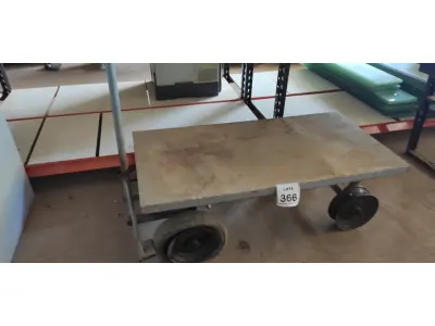 LOTE 366 - 01 CARRINHO DE TRANSPORTES DE CARGAS. (NO ESTADO) ATENÇÃO! FAZER A VISITAÇÃO ANTES DE ARREMATAR, NÃO SABEMOS SE FUNCIONA, LEILÃO NÃO TEM GARANTIA E NEM DEVOLUÇÃO, SUJEITO A POSSÍVEIS AVARIAS VISÍVEIS/OCULTAS E/OU AUSÊNCIA DE COMPONENTES.