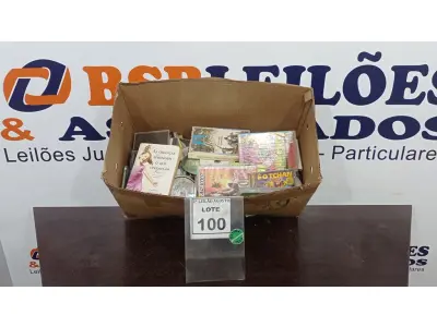 LOTE 100 - 01 LOTE COM GRANDE QUANTIDADE DE CD E DVD. (NO ESTADO) ATENÇÃO! FAZER A VISITAÇÃO ANTES DE ARREMATAR, NÃO SABEMOS SE FUNCIONA, LEILÃO NÃO TEM GARANTIA E NEM DEVOLUÇÃO, SUJEITO A POSSÍVEIS AVARIAS VISÍVEIS/OCULTAS E/OU AUSÊNCIA DE COMPONENTES.