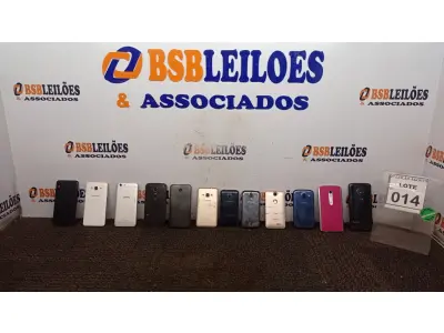 LOTE 014 - 12 CELULARES SMARTPHONE DE MARCAS E MODELOS DIVERSOS PARA RETIRADA DE PEÇAS. (NO ESTADO) ATENÇÃO! FAZER A VISITAÇÃO ANTES DE ARREMATAR, NÃO SABEMOS SE FUNCIONA, LEILÃO NÃO TEM GARANTIA E NEM DEVOLUÇÃO, SUJEITO A POSSÍVEIS AVARIAS VISÍVEIS/OCULTAS E/OU AUSÊNCIA DE COMPONENTES.