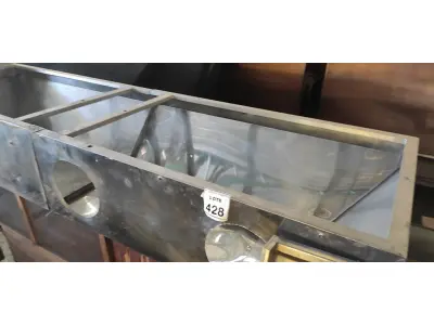 LOTE 428 - 01 COIFA EM INOX. (NO ESTADO) ATENÇÃO! FAZER A VISITAÇÃO ANTES DE ARREMATAR, NÃO SABEMOS SE FUNCIONA, LEILÃO NÃO TEM GARANTIA E NEM DEVOLUÇÃO, SUJEITO A POSSÍVEIS AVARIAS VISÍVEIS/OCULTAS E/OU AUSÊNCIA DE COMPONENTES.