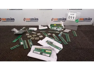 LOTE 011 - 01 LOTE GRANDE QUANTIDADE DE MEMORIAS PARA PC E NOTEBOOKS. (NO ESTADO) ATENÇÃO! FAZER A VISITAÇÃO ANTES DE ARREMATAR, NÃO SABEMOS SE FUNCIONA, LEILÃO NÃO TEM GARANTIA E NEM DEVOLUÇÃO, SUJEITO A POSSÍVEIS AVARIAS VISÍVEIS/OCULTAS E/OU AUSÊNCIA DE COMPONENTES.