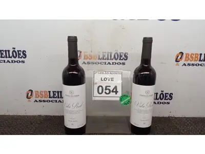 LOTE 054 - 02 GARRAFAS DE VINHO TINTO VALA REAL PORTUGUÊS SAFRA 2019 750ML. (NO ESTADO) ATENÇÃO! FAZER A VISITAÇÃO ANTES DE ARREMATAR, NÃO SABEMOS SE FUNCIONA, LEILÃO NÃO TEM GARANTIA E NEM DEVOLUÇÃO, SUJEITO A POSSÍVEIS AVARIAS VISÍVEIS/OCULTAS E/OU AUSÊNCIA DE COMPONENTES.