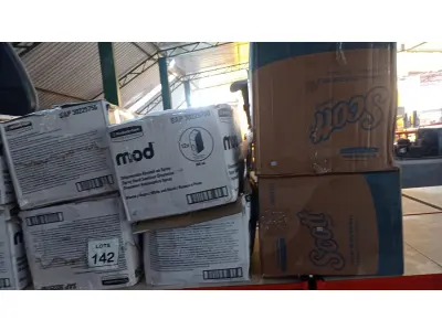 LOTE 142 - 01 LOTE COM GRANDE QUANTIDADE DE DISPENSES ANTISSÉPTICO. (NO ESTADO) ATENÇÃO! FAZER A VISITAÇÃO ANTES DE ARREMATAR, NÃO SABEMOS SE FUNCIONA. LEILÃO NÃO TEM GARANTIA E NEM DEVOLUÇÃO, SUJEITO A POSSÍVEIS AVARIAS VISÍVEIS/OCULTAS E/OU AUSÊNCIA DE COMPONENTES.