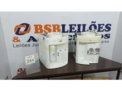 LOTE 244 - 02 BEBEDOUROS PARA GARRAFÃO. (NO ESTADO) ATENÇÃO! FAZER A VISITAÇÃO ANTES DE ARREMATAR, NÃO SABEMOS SE FUNCIONA. LEILÃO NÃO TEM GARANTIA E NEM DEVOLUÇÃO, SUJEITO A POSSÍVEIS AVARIAS VISÍVEIS/OCULTAS E/OU AUSÊNCIA DE COMPONENTES.