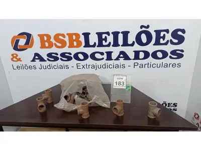 LOTE 183 - 01 LOTE COM GRANDE QUANTIDADE DE TÊ HIDRÁULICO 40-40MM. (NO ESTADO) ATENÇÃO! FAZER A VISITAÇÃO ANTES DE ARREMATAR, NÃO SABEMOS SE FUNCIONA. LEILÃO NÃO TEM GARANTIA E NEM DEVOLUÇÃO, SUJEITO A POSSÍVEIS AVARIAS VISÍVEIS/OCULTAS E/OU AUSÊNCIA DE COMPONENTES.
