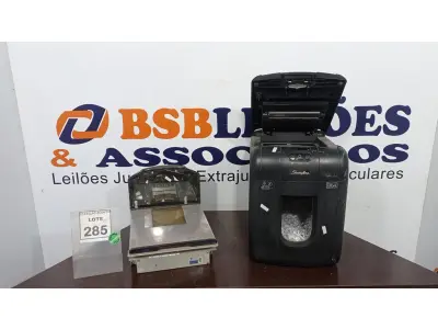 LOTE 285 - 01 FRAGMENTADORA DE PAPEL E 01 BALANÇA COM LEITORA MARCA FILIZOLA. (NO ESTADO) ATENÇÃO! FAZER A VISITAÇÃO ANTES DE ARREMATAR, NÃO SABEMOS SE FUNCIONA. LEILÃO NÃO TEM GARANTIA E NEM DEVOLUÇÃO, SUJEITO A POSSÍVEIS AVARIAS VISÍVEIS/OCULTAS E/OU AUSÊNCIA DE COMPONENTES.