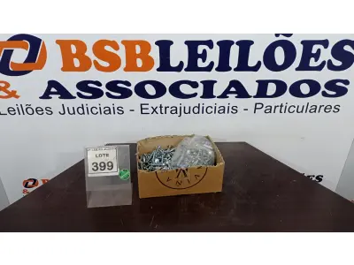 LOTE 399 - 01 LOTE COM GRANDE QUANTIDADE DE PARAFUSOS E PREGOS. (NO ESTADO) ATENÇÃO! FAZER A VISITAÇÃO ANTES DE ARREMATAR, NÃO SABEMOS SE FUNCIONA, LEILÃO NÃO TEM GARANTIA E NEM DEVOLUÇÃO, SUJEITO A POSSÍVEIS AVARIAS VISÍVEIS/OCULTAS E/OU AUSÊNCIA DE COMPONENTES.