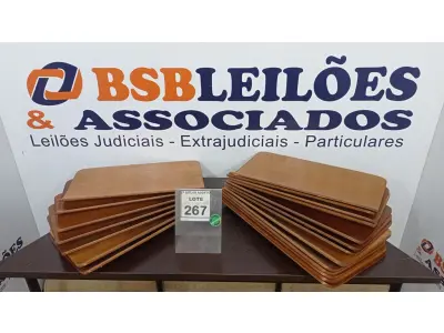 LOTE 267 - 20 PEÇAS DE MADEIRA. (NO ESTADO) ATENÇÃO! FAZER A VISITAÇÃO ANTES DE ARREMATAR, NÃO SABEMOS SE FUNCIONA. LEILÃO NÃO TEM GARANTIA E NEM DEVOLUÇÃO, SUJEITO A POSSÍVEIS AVARIAS VISÍVEIS/OCULTAS E/OU AUSÊNCIA DE COMPONENTES.