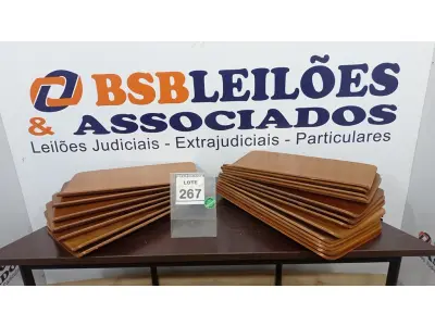 LOTE 267 - 20 PEÇAS DE MADEIRA. (NO ESTADO) ATENÇÃO! FAZER A VISITAÇÃO ANTES DE ARREMATAR, NÃO SABEMOS SE FUNCIONA. LEILÃO NÃO TEM GARANTIA E NEM DEVOLUÇÃO, SUJEITO A POSSÍVEIS AVARIAS VISÍVEIS/OCULTAS E/OU AUSÊNCIA DE COMPONENTES.