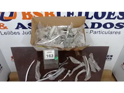 LOTE 163 - 01 LOTE COM GRANDE QUANTIDADE DE ACESSÓRIOS DIVERSOS PARA MÓVEIS. (NO ESTADO) ATENÇÃO! FAZER A VISITAÇÃO ANTES DE ARREMATAR, NÃO SABEMOS SE FUNCIONA, LEILÃO NÃO TEM GARANTIA E NEM DEVOLUÇÃO, SUJEITO A POSSÍVEIS AVARIAS VISÍVEIS/OCULTAS E/OU AUSÊNCIA DE COMPONENTES.