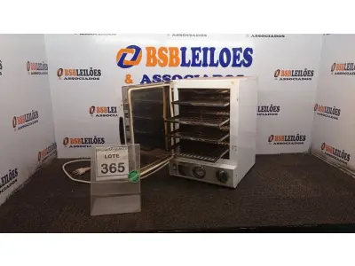 LOTE 365 - 01 ESTUFA PARA ESTERILIZAÇÃO E SECAGEM. (NO ESTADO) ATENÇÃO! FAZER A VISITAÇÃO ANTES DE ARREMATAR, NÃO SABEMOS SE FUNCIONA, LEILÃO NÃO TEM GARANTIA E NEM DEVOLUÇÃO, SUJEITO A POSSÍVEIS AVARIAS VISÍVEIS/OCULTAS E/OU AUSÊNCIA DE COMPONENTES.