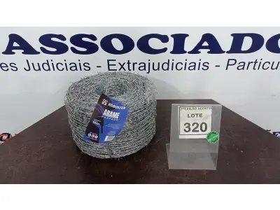 LOTE 320 - 01 ROLO DE ARAME FARPADO 500M. (NO ESTADO) ATENÇÃO! FAZER A VISITAÇÃO ANTES DE ARREMATAR, NÃO SABEMOS SE FUNCIONA. LEILÃO NÃO TEM GARANTIA E NEM DEVOLUÇÃO, SUJEITO A POSSÍVEIS AVARIAS VISÍVEIS/OCULTAS E/OU AUSÊNCIA DE COMPONENTES.