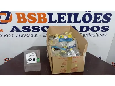 LOTE 439 - 01 LOTE COM GRANDE QUANTIDADE DE RESISTÊNCIAS E MATÉRIAS PARA ELÉTRICA DIVERSOS. (NO ESTADO) ATENÇÃO! FAZER A VISITAÇÃO ANTES DE ARREMATAR, NÃO SABEMOS SE FUNCIONA, LEILÃO NÃO TEM GARANTIA E NEM DEVOLUÇÃO, SUJEITO A POSSÍVEIS AVARIAS VISÍVEIS/OCULTAS E/OU AUSÊNCIA DE COMPONENTES.