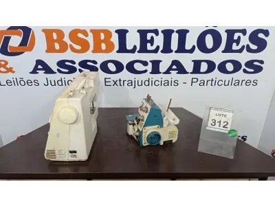 LOTE 312 - 01 MÁQUINA DE COSTURA MARCA SINGER. (NO ESTADO) ATENÇÃO! FAZER A VISITAÇÃO ANTES DE ARREMATAR, NÃO SABEMOS SE FUNCIONA. LEILÃO NÃO TEM GARANTIA E NEM DEVOLUÇÃO, SUJEITO A POSSÍVEIS AVARIAS VISÍVEIS/OCULTAS E/OU AUSÊNCIA DE COMPONENTES.