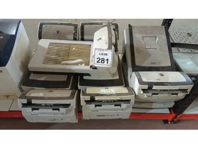 LOTE 281 - 07 SCANNERS MARCA FUJITSU. (NO ESTADO) ATENÇÃO! FAZER A VISITAÇÃO ANTES DE ARREMATAR, NÃO SABEMOS SE FUNCIONA. LEILÃO NÃO TEM GARANTIA E NEM DEVOLUÇÃO, SUJEITO A POSSÍVEIS AVARIAS VISÍVEIS/OCULTAS E/OU AUSÊNCIA DE COMPONENTES.