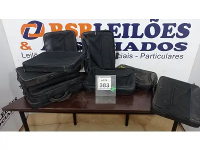 LOTE 383 - 11 BOLSAS PARA NOTEBOOK. (NO ESTADO) ATENÇÃO! FAZER A VISITAÇÃO ANTES DE ARREMATAR, NÃO SABEMOS SE FUNCIONA. LEILÃO NÃO TEM GARANTIA E NEM DEVOLUÇÃO, SUJEITO A POSSÍVEIS AVARIAS VISÍVEIS/OCULTAS E/OU AUSÊNCIA DE COMPONENTES.