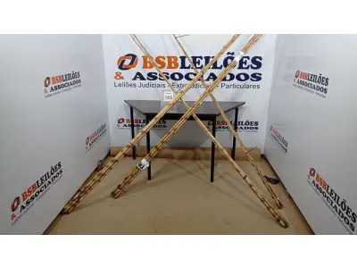 LOTE 165 - 20 VARAS DE BAMBU. (NO ESTADO) ATENÇÃO! FAZER A VISITAÇÃO ANTES DE ARREMATAR, NÃO SABEMOS SE FUNCIONA. LEILÃO NÃO TEM GARANTIA E NEM DEVOLUÇÃO, SUJEITO A POSSÍVEIS AVARIAS VISÍVEIS/OCULTAS E/OU AUSÊNCIA DE COMPONENTES.
