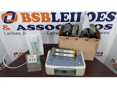 LOTE 173 - 01 IMPRESSORA, 01 PURIFICADOR DE ÁGUA E VÁRIOS TONNERS PARA IMPRESSORA. (NO ESTADO) ATENÇÃO! FAZER A VISITAÇÃO ANTES DE ARREMATAR, NÃO SABEMOS SE FUNCIONA. LEILÃO NÃO TEM GARANTIA E NEM DEVOLUÇÃO, SUJEITO A POSSÍVEIS AVARIAS VISÍVEIS/OCULTAS E/OU AUSÊNCIA DE COMPONENTES.