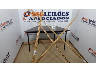 LOTE 394 - 20 VARAS DE BAMBU. (NO ESTADO) ATENÇÃO! FAZER A VISITAÇÃO ANTES DE ARREMATAR, NÃO SABEMOS SE FUNCIONA. LEILÃO NÃO TEM GARANTIA E NEM DEVOLUÇÃO, SUJEITO A POSSÍVEIS AVARIAS VISÍVEIS/OCULTAS E/OU AUSÊNCIA DE COMPONENTES.