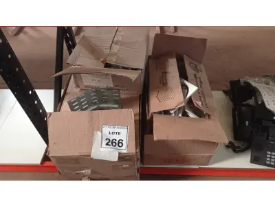 LOTE 266 - 01 LOTE COM GRANDE QUANTIDADE DE ELETRODUTO E ELETROCALHA E RALOS PAR BANHEIRO. (NO ESTADO) ATENÇÃO! FAZER A VISITAÇÃO ANTES DE ARREMATAR, NÃO SABEMOS SE FUNCIONA. LEILÃO NÃO TEM GARANTIA E NEM DEVOLUÇÃO, SUJEITO A POSSÍVEIS AVARIAS VISÍVEIS/OCULTAS E/OU AUSÊNCIA DE COMPONENTES.