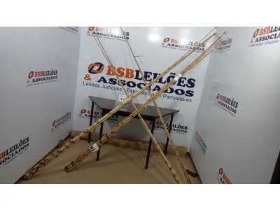 LOTE 165 - 20 VARAS DE BAMBU. (NO ESTADO) ATENÇÃO! FAZER A VISITAÇÃO ANTES DE ARREMATAR, NÃO SABEMOS SE FUNCIONA. LEILÃO NÃO TEM GARANTIA E NEM DEVOLUÇÃO, SUJEITO A POSSÍVEIS AVARIAS VISÍVEIS/OCULTAS E/OU AUSÊNCIA DE COMPONENTES.