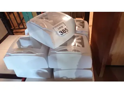 LOTE 385 - 09 DISPENSES DE PAPEL. (NO ESTADO) ATENÇÃO! FAZER A VISITAÇÃO ANTES DE ARREMATAR, NÃO SABEMOS SE FUNCIONA. LEILÃO NÃO TEM GARANTIA E NEM DEVOLUÇÃO, SUJEITO A POSSÍVEIS AVARIAS VISÍVEIS/OCULTAS E/OU AUSÊNCIA DE COMPONENTES.