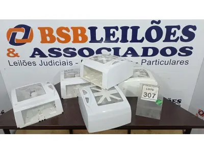 LOTE 307 - 05 DISPENSES DE PAPEL. (NO ESTADO) ATENÇÃO! FAZER A VISITAÇÃO ANTES DE ARREMATAR, NÃO SABEMOS SE FUNCIONA. LEILÃO NÃO TEM GARANTIA E NEM DEVOLUÇÃO, SUJEITO A POSSÍVEIS AVARIAS VISÍVEIS/OCULTAS E/OU AUSÊNCIA DE COMPONENTES.